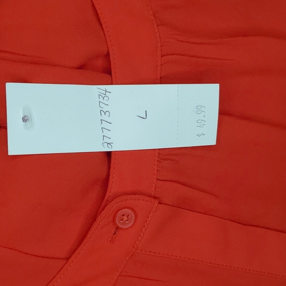 Ann Taylor ❤️NWT♥️ Bright Red Short Sleeve Flowing Blouse! ♥️♥️♥️ - Picture 11 of 13